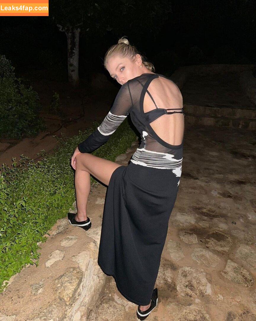 Stella Maxwell / stellamaxwell leaked photo photo #2142