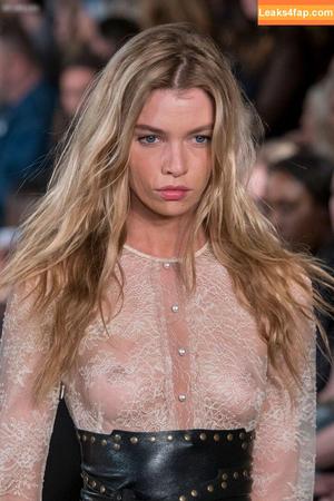 Stella Maxwell фото #2019