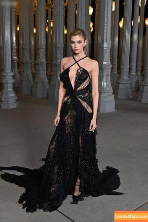 Stella Maxwell photo #2099