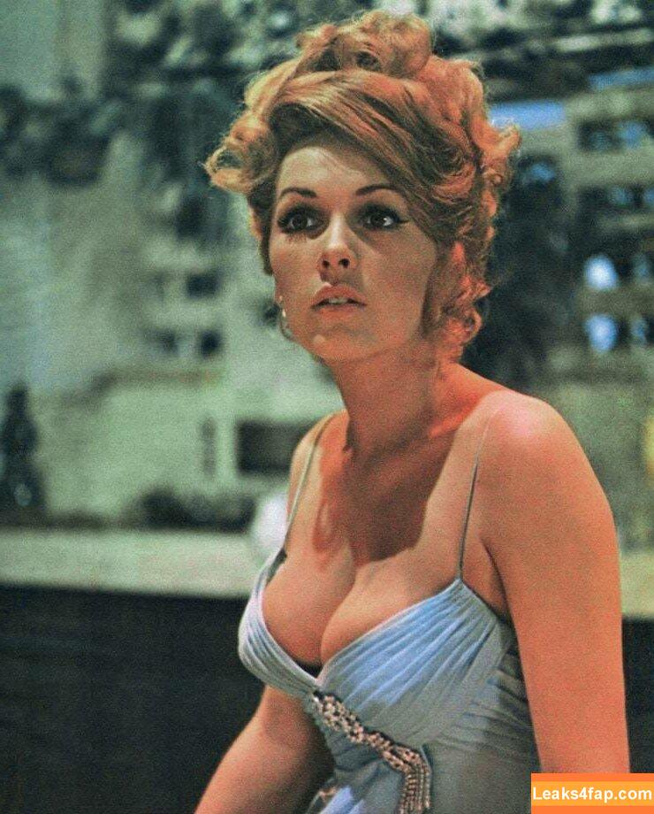 Stella Stevens / stellastevenss слитое фото фото #0005