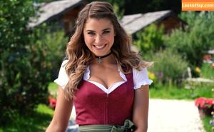 Stella Tiana Stegmann photo #0072