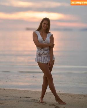 Stella Tiana Stegmann photo #0145