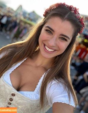 Stella Tiana Stegmann photo #0211