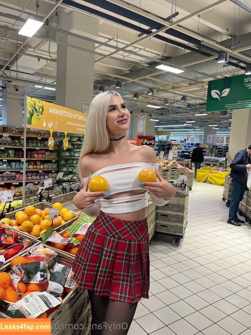 stellaababyy / stellaababyy_ leaked photo photo #0041