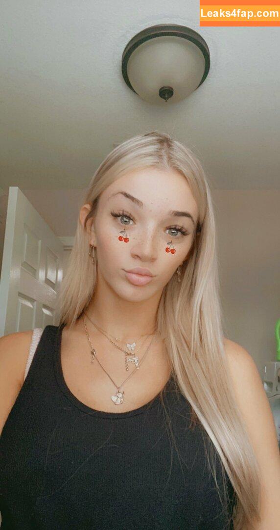 stellasamore /  leaked photo photo #0097