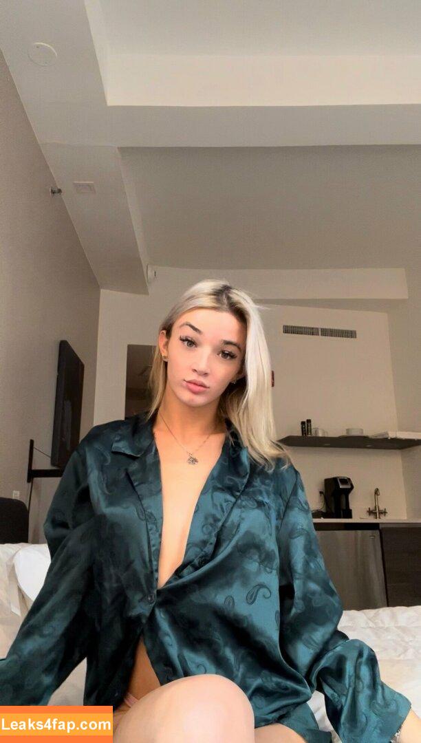 stellasamore /  leaked photo photo #0146