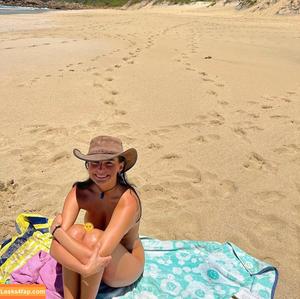 Steph Mandich photo #0009
