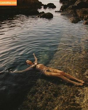 Steph Mandich photo #0114