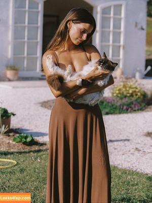 Steph Mandich photo #0498