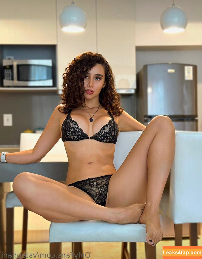Stephani Valadez / stephanivaladezofficial leaked photo photo #0352