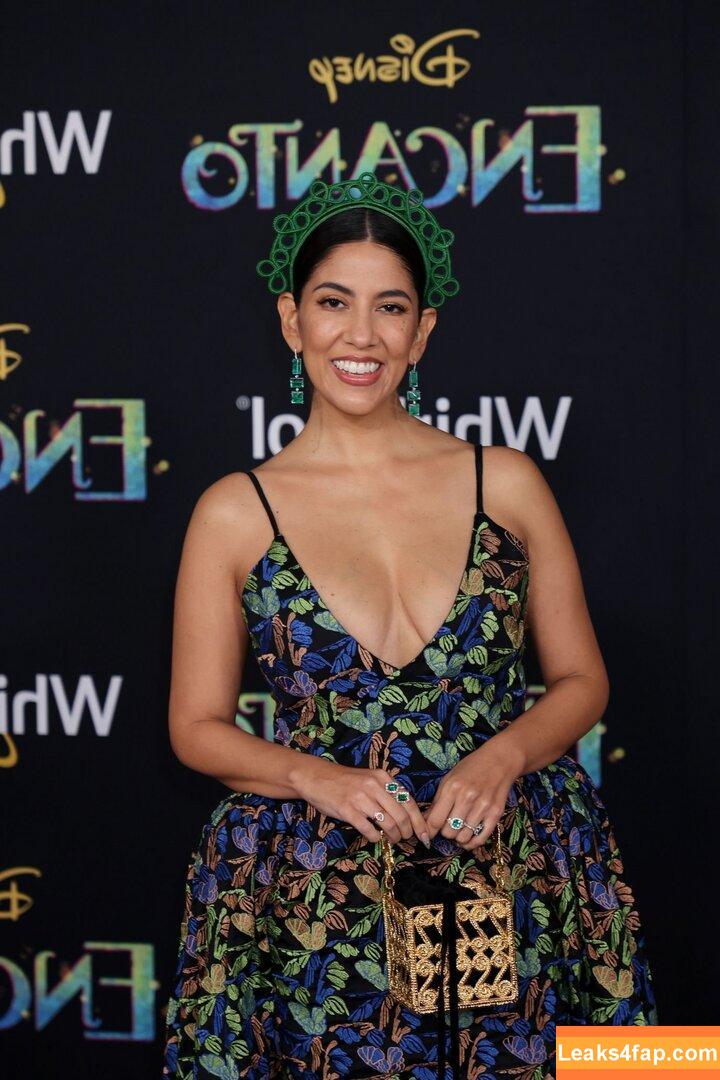 Stephanie Beatriz / Rosa Diaz / bellasramos / iamstephbeatz / stephaniebeatriz leaked photo photo #0092