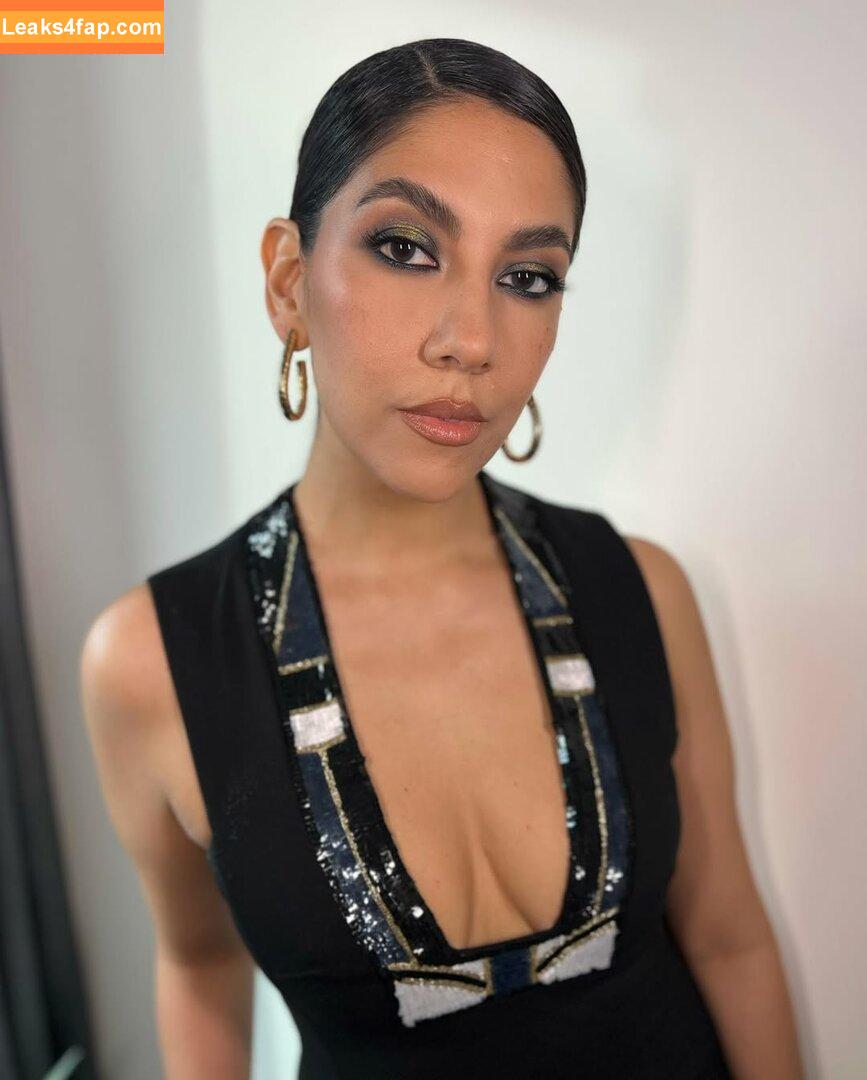 Stephanie Beatriz / Rosa Diaz / bellasramos / iamstephbeatz / stephaniebeatriz leaked photo photo #0203