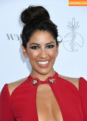 Stephanie Beatriz фото #0066