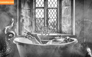 Stephanie Bolam photo #0001