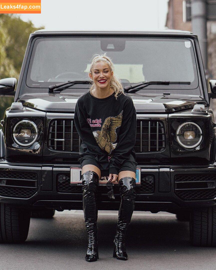 Stephanie Davis / elaine-dvs... / stephaniedavis88 leaked photo photo #0252