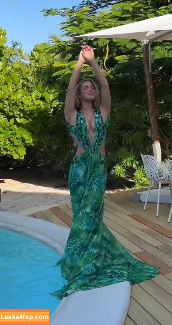 Stephanie Davis / elaine-dvs... / stephaniedavis88 leaked photo photo #0278