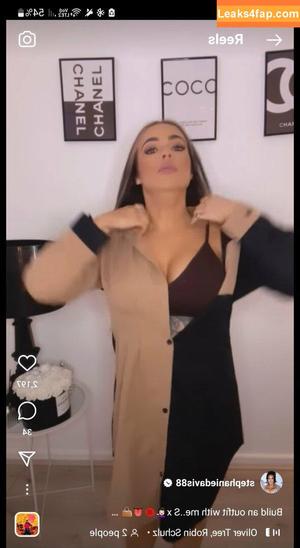 Stephanie Davis фото #0017