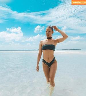 Stephanie Davis фото #0091