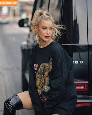 Stephanie Davis фото #0242