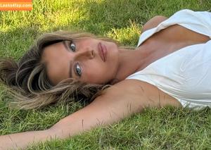 Stephanie Mandich photo #0255