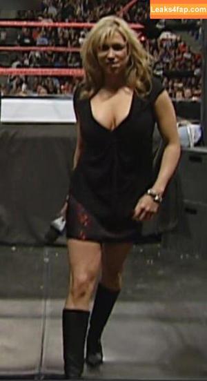 Stephanie McMahon photo #0069