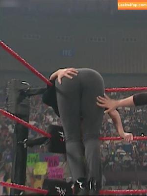 Stephanie McMahon photo #0293