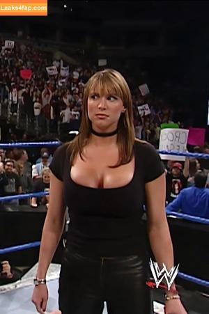 Stephanie McMahon photo #0372