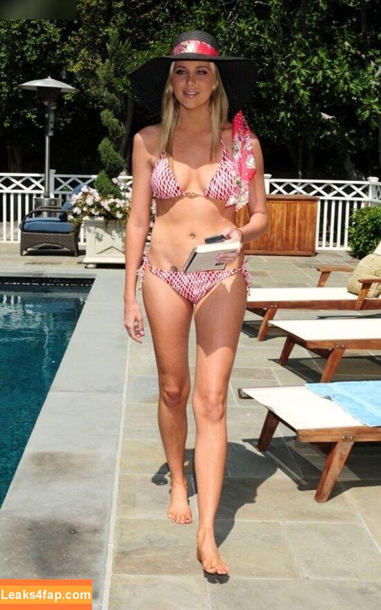 Stephanie Pratt / officialstephpratt leaked photo photo #0084