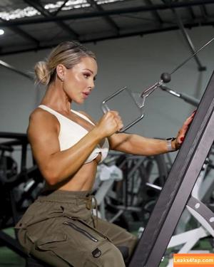 Stephanie Sanzo photo #0106