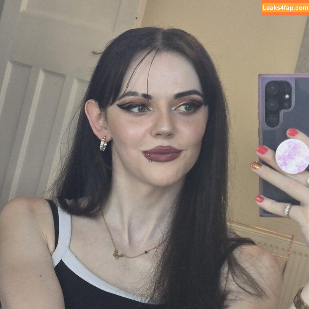 Stephanie Sorensen / https: / shatteredpolaroids / shatteredsfw leaked photo photo #0004