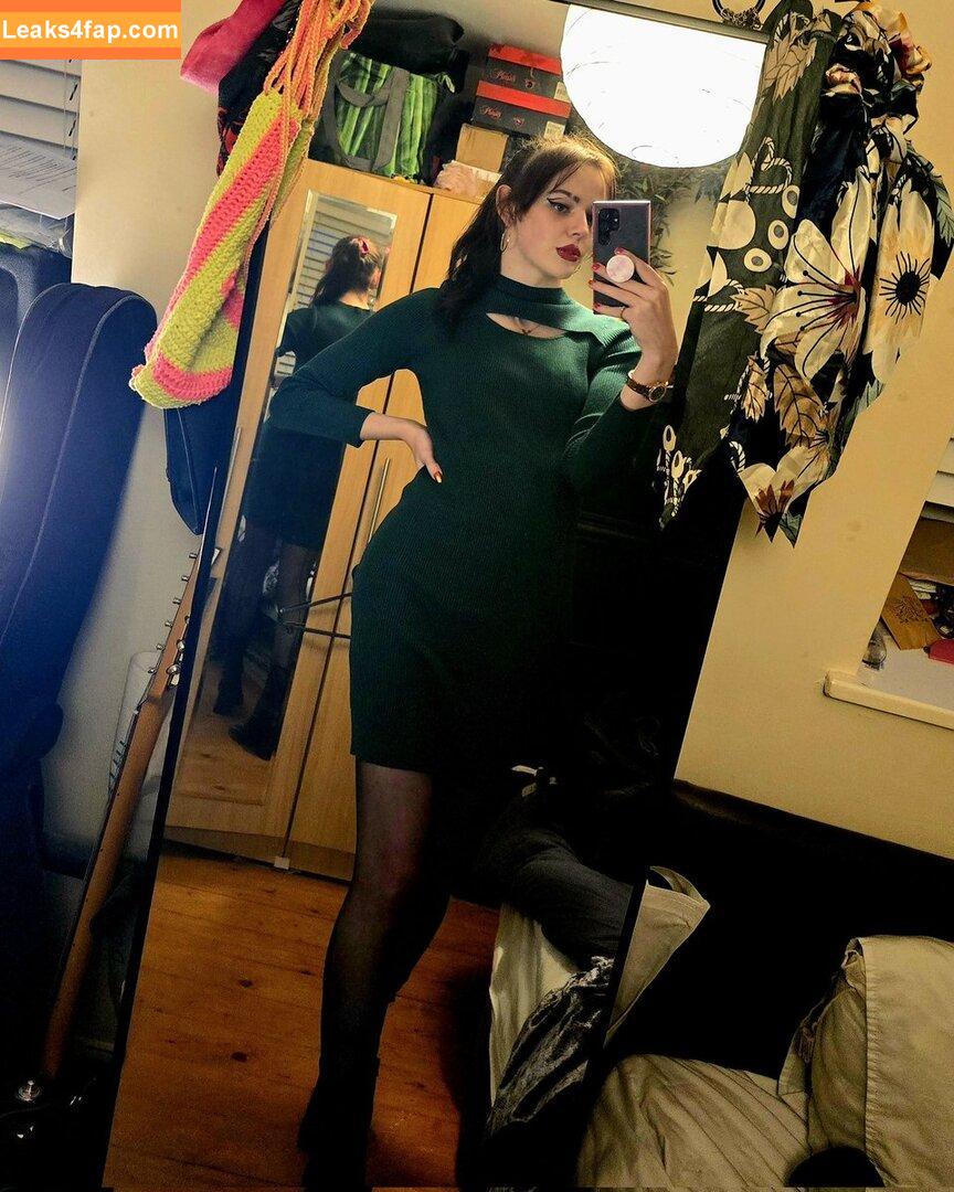 Stephanie Sorensen / https: / shatteredpolaroids / shatteredsfw leaked photo photo #0006