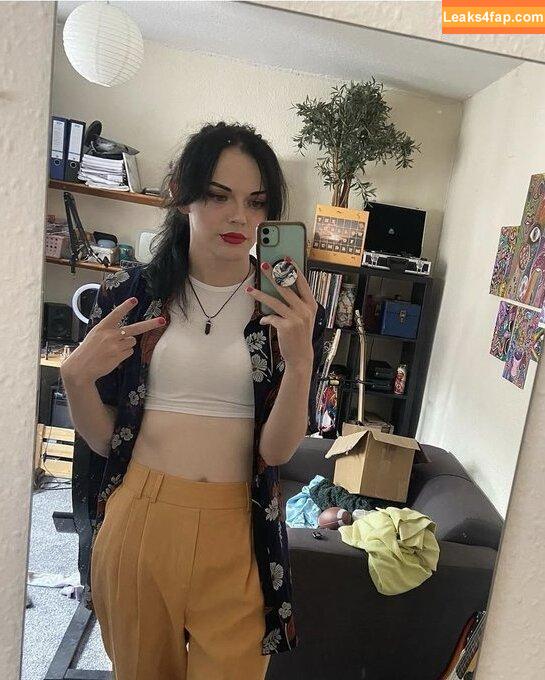 Stephanie Sorensen / https: / shatteredpolaroids / shatteredsfw слитое фото фото #0008