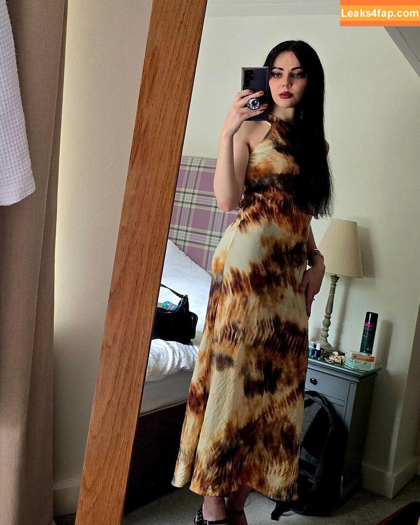 Stephanie Sorensen / https: / shatteredpolaroids / shatteredsfw leaked photo photo #0022