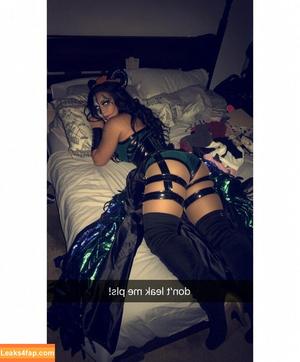 Stephanie Vaquer photo #0045