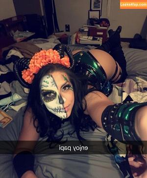 Stephanie Vaquer photo #0050