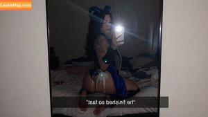 Stephanie Vaquer фото #0124