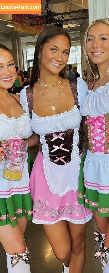 Stephanie Zustovich / stephaniezustovich leaked photo photo #0697