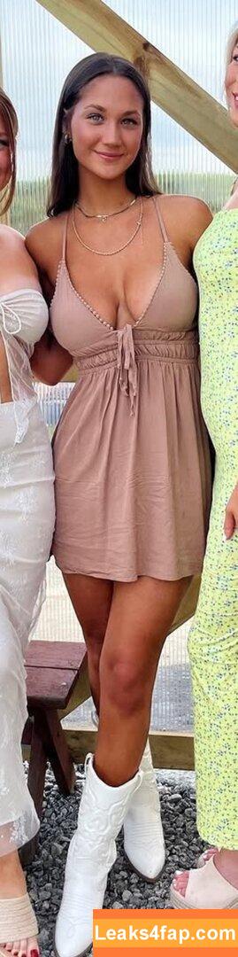 Stephanie Zustovich / stephaniezustovich leaked photo photo #0702