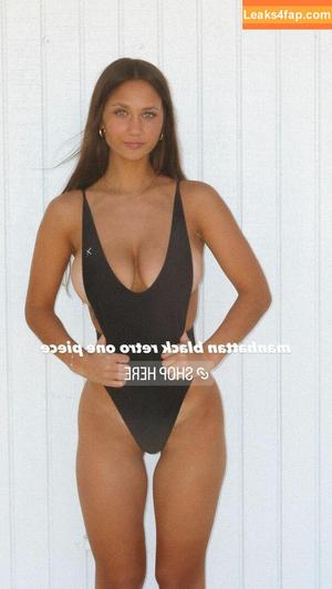 Stephanie Zustovich photo #0324