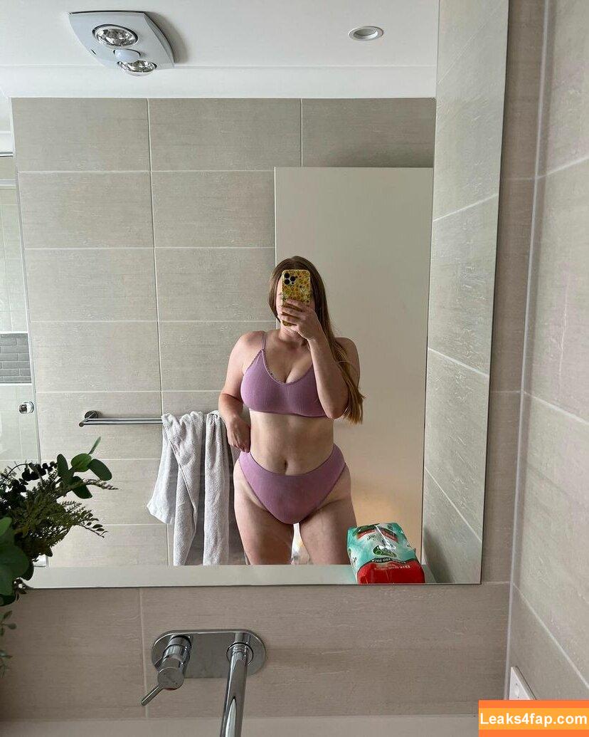 Stephanie / https: / onesweetbee / stephaniecooks.1 / u261941159 leaked photo photo #0140