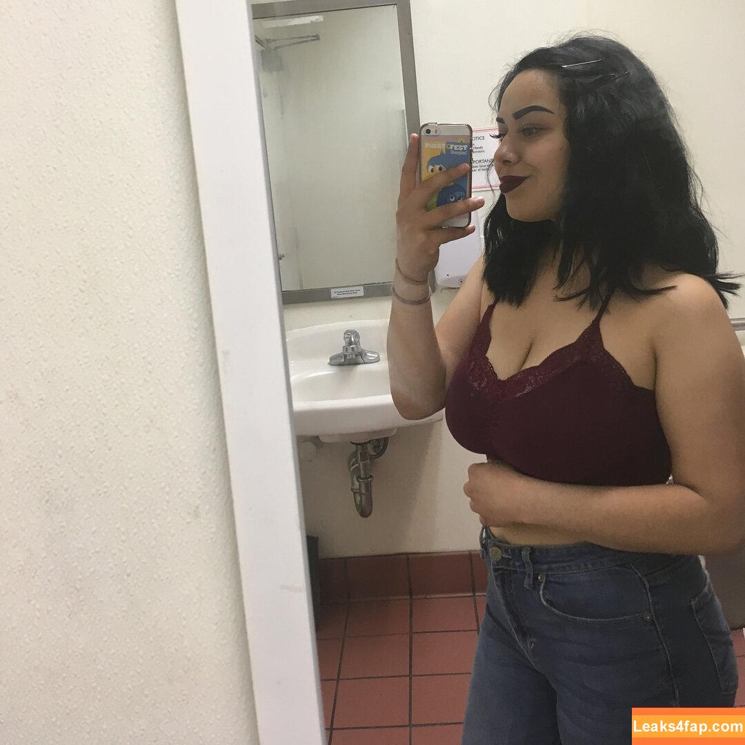 Stephanie / https: / onesweetbee / stephaniecooks.1 / u261941159 leaked photo photo #0189