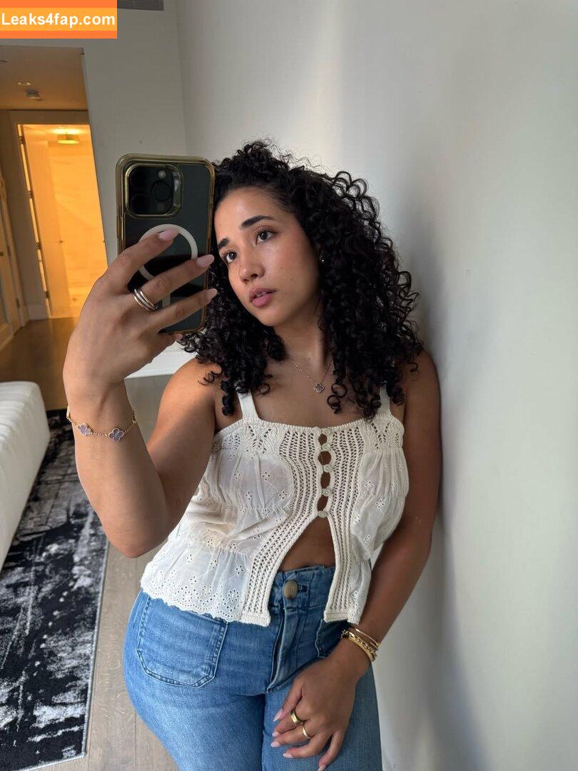 Stephany Victoria / stephanyvicx leaked photo photo #0036