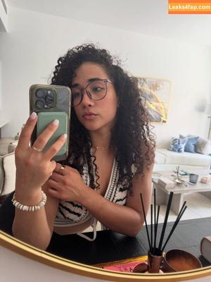 Stephany Victoria photo #0035