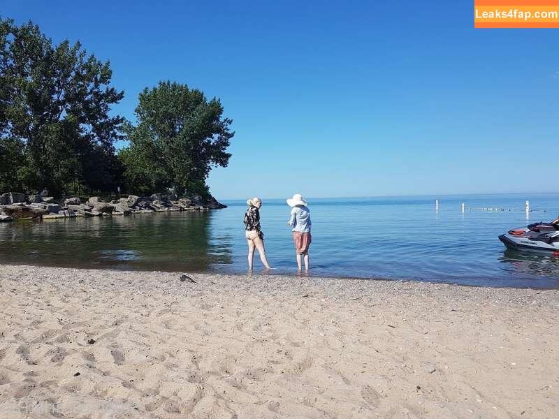 Stephie Scarlet free nudes