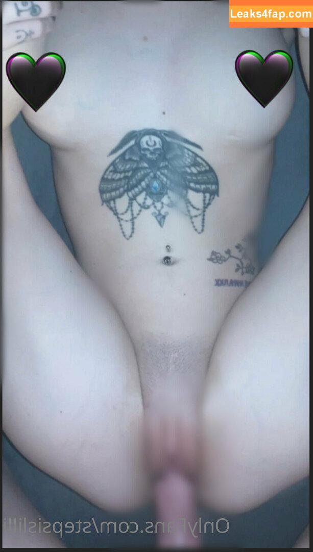 stepsislilli / step.sis.lilli leaked photo photo #0047