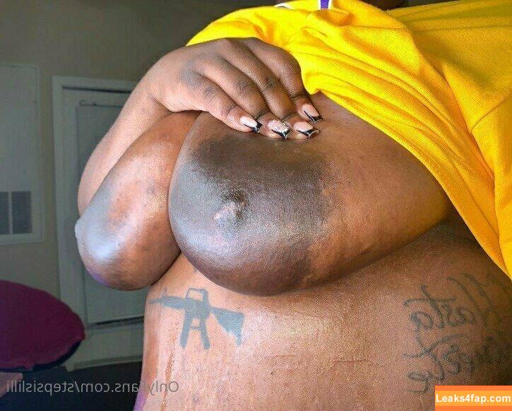 stepsislilli / step.sis.lilli leaked photo photo #0056