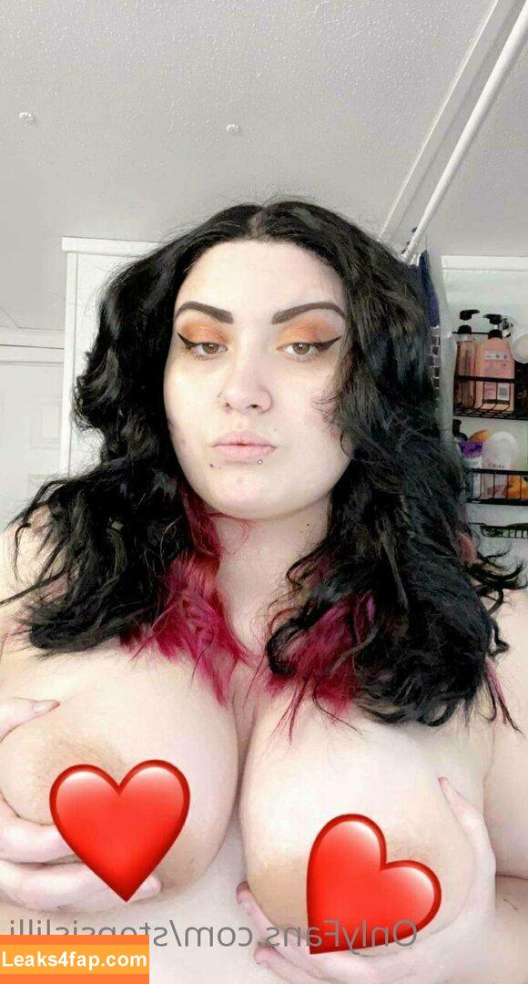 stepsislilli / step.sis.lilli leaked photo photo #0062