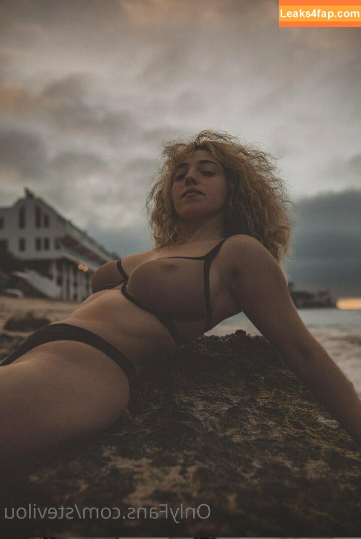 stevilou /  leaked photo photo #0039