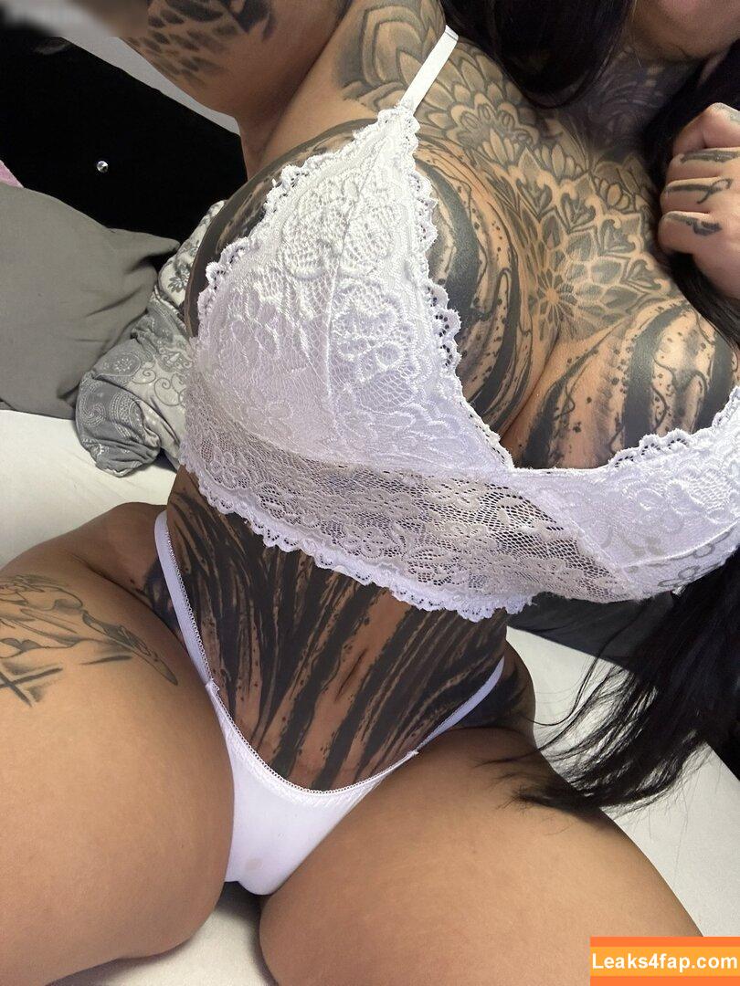 Stifflersmom / officialstifflersmom / stifflersmomofficial leaked photo photo #0020
