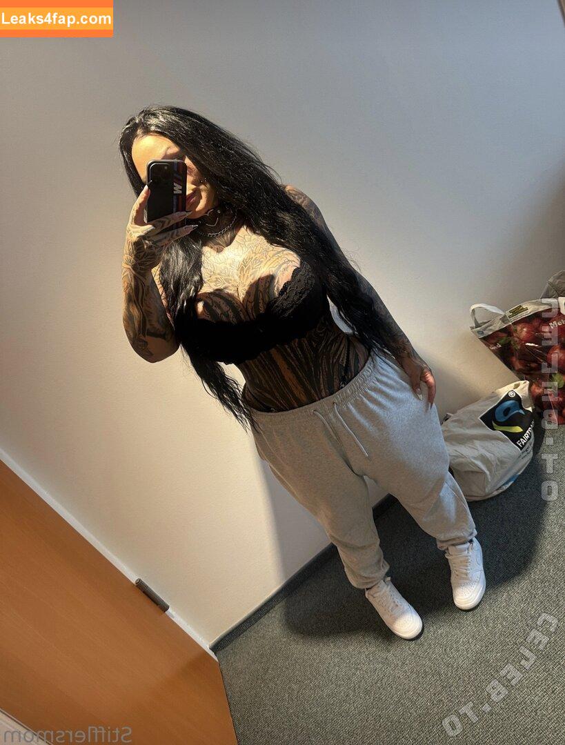 Stifflersmom / officialstifflersmom / stifflersmomofficial слитое фото фото #0197